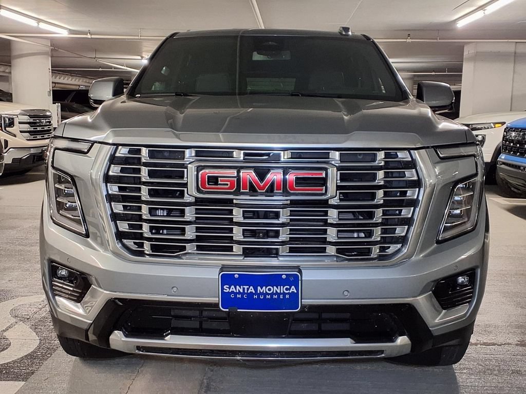 2025 GMC Yukon XL Denali - Photo 2