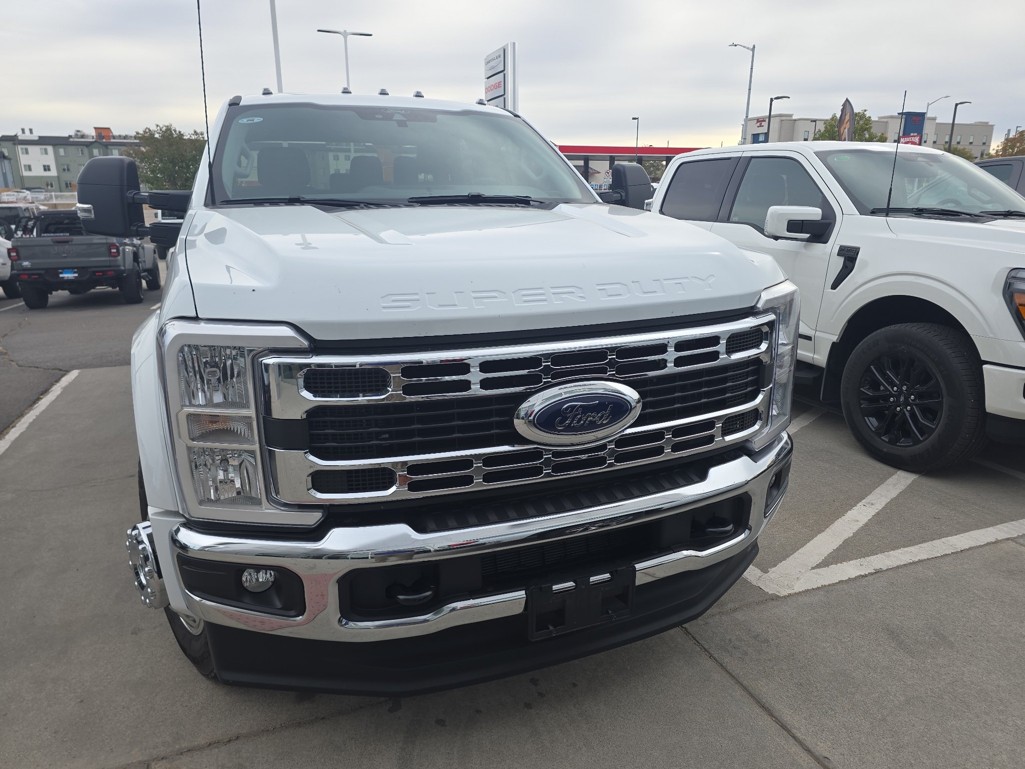 Used 2026 White Ford 3S image 2