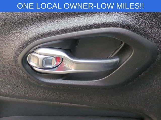 Used 2019 Blue Jeep Trailhawk image 28