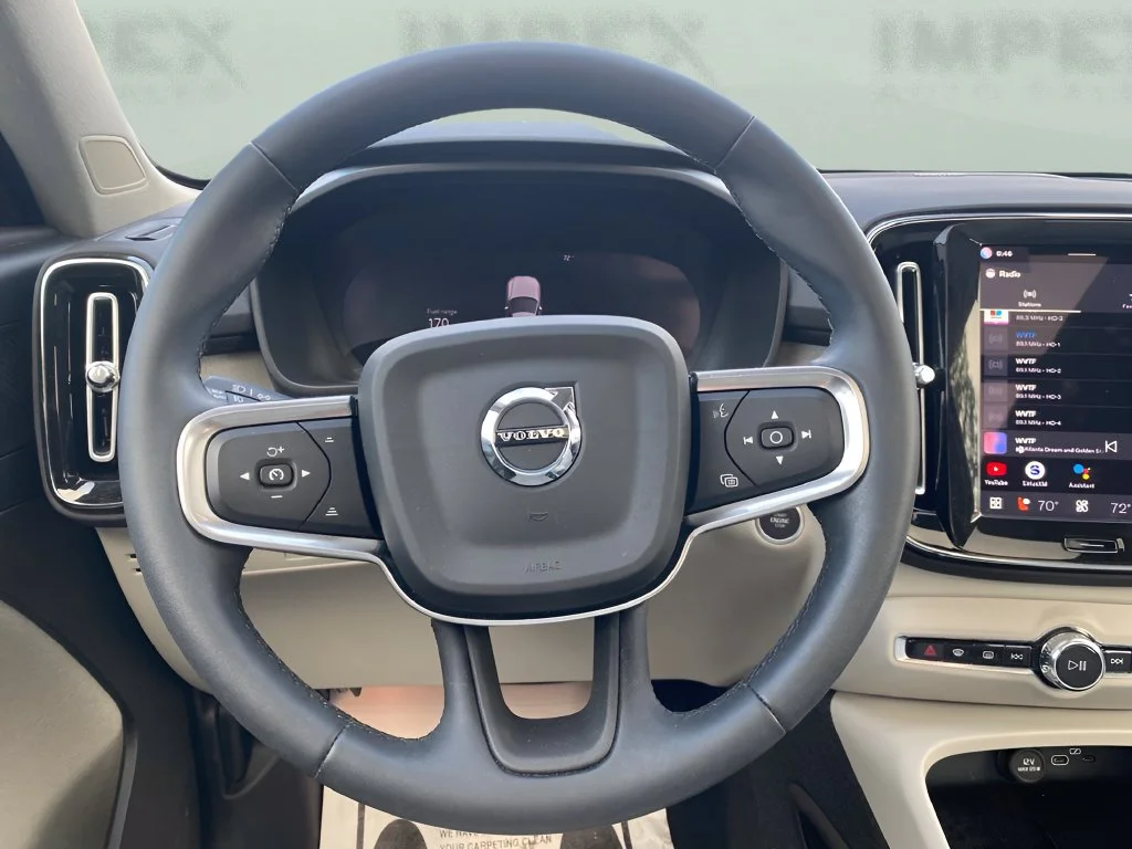 Used 2024  Volvo Ultimate Bright Theme image 11