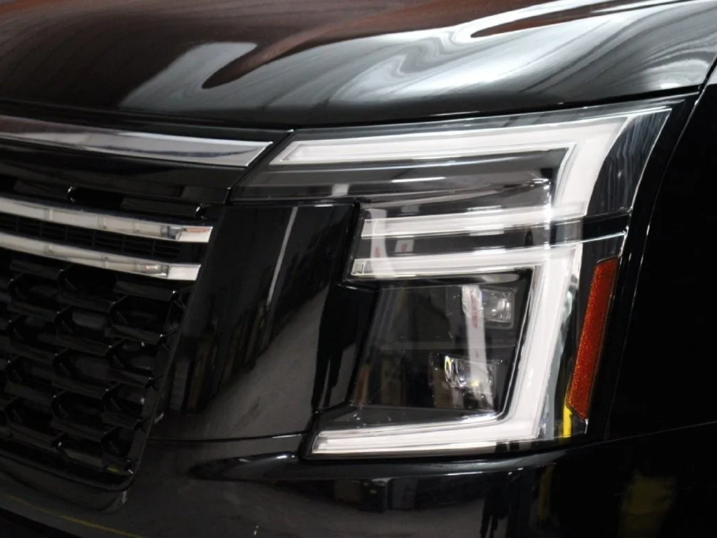 New 2026 Super Black Nissan Platinum image 27