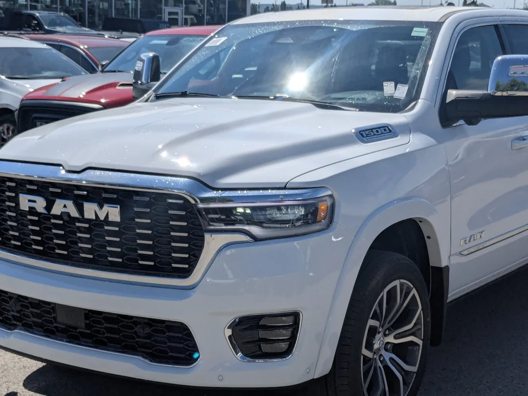 New 2026 White RAM Tungsten - - 3.0L Hurricane HO T-Turbo - Trailer Tow Group - E-Locker Rear Axle & More! image 9