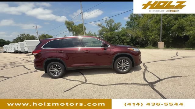 2019 Toyota Highlander XLE - Photo 9