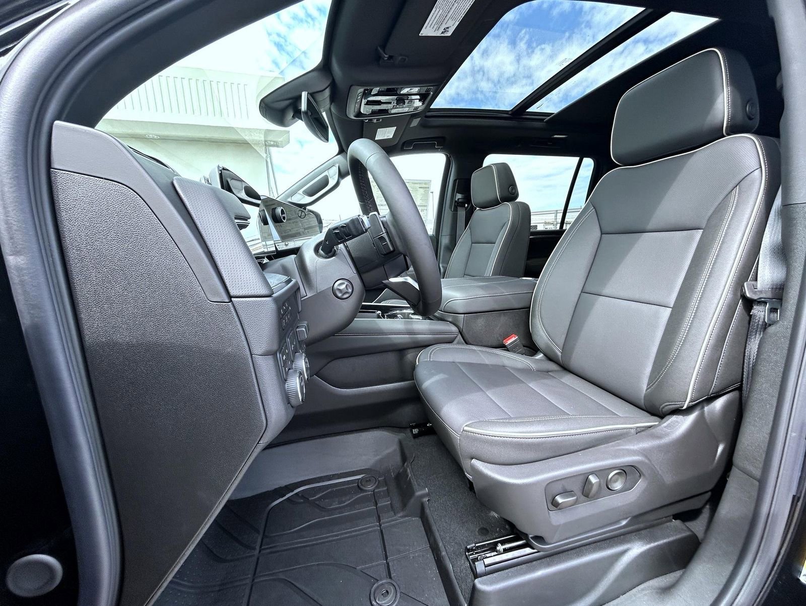New 2026 Black Chevrolet Premier image 10