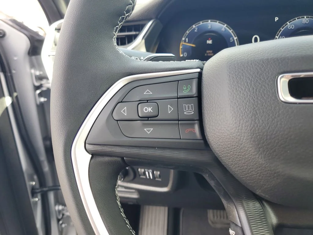 2025 Jeep Grand Cherokee Altitude - Photo 12