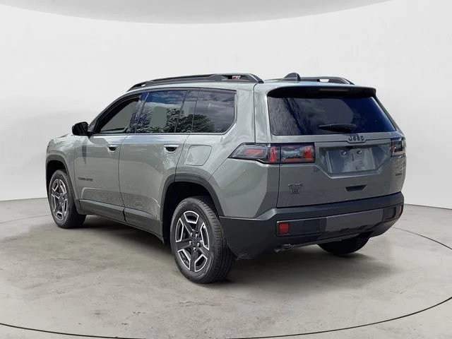 New 2026 Sting-Gray Clearcoat Jeep LAREDO 4X4 image 3