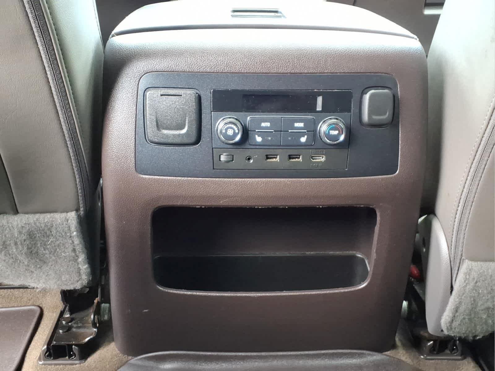 Used 2017 Onyx Black GMC Denali image 29
