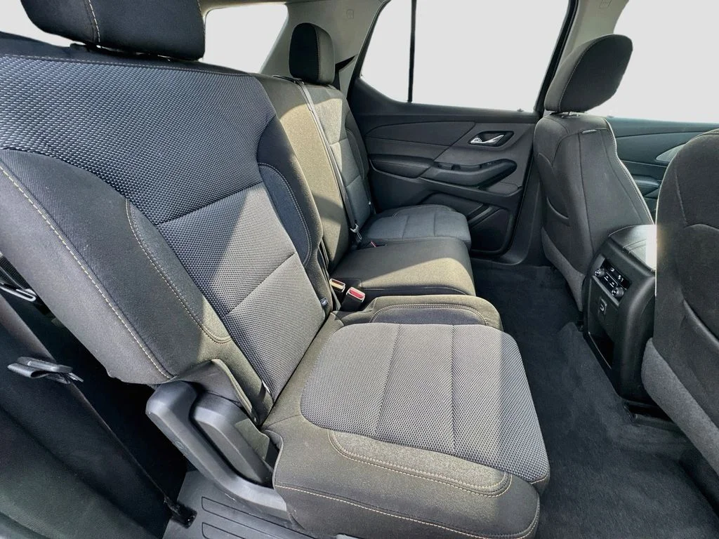 Used 2019 Gray Chevrolet LS image 33