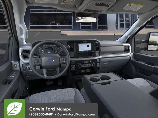 New 2026 Oxford White Ford XLT image 9