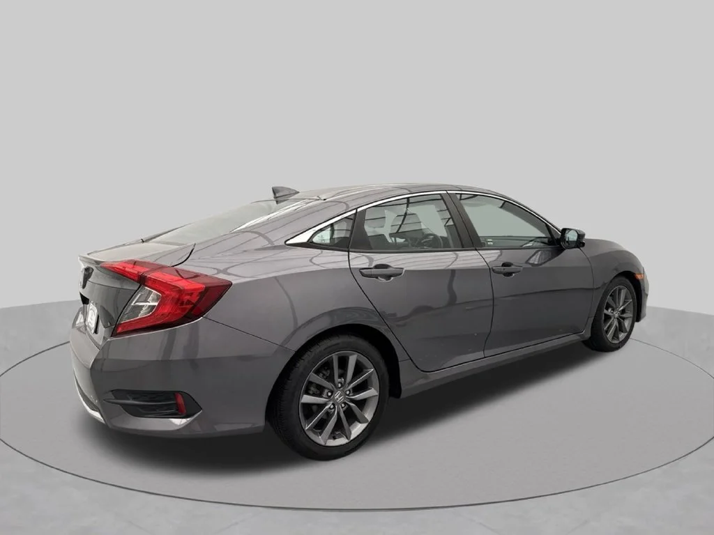 2019 Honda Civic EX 4dr Car Slide 9
