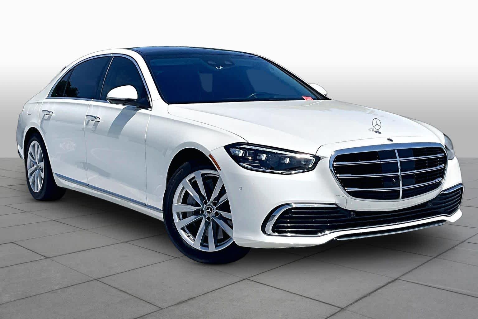 Used 2022 MANUFAKTUR Diamond White Mercedes-Benz S 500 image 3