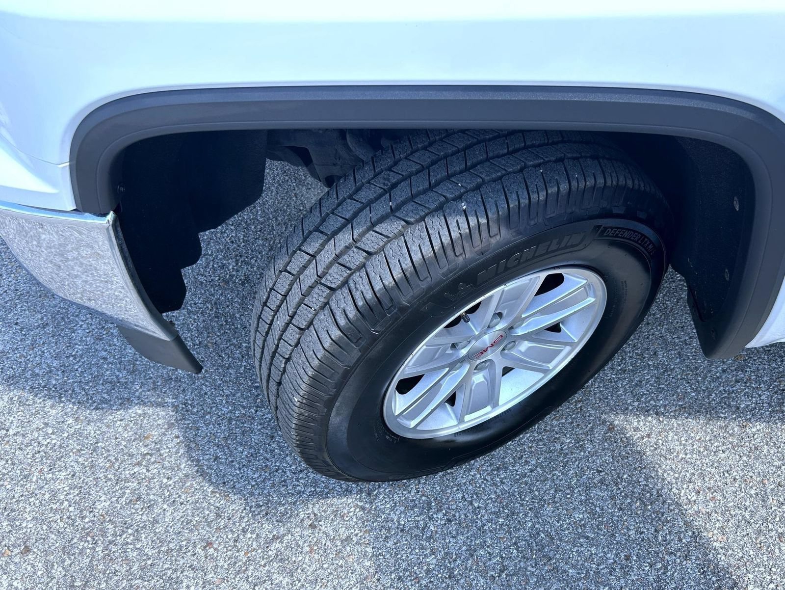 2018 GMC Sierra 1500 SLE - Photo 24
