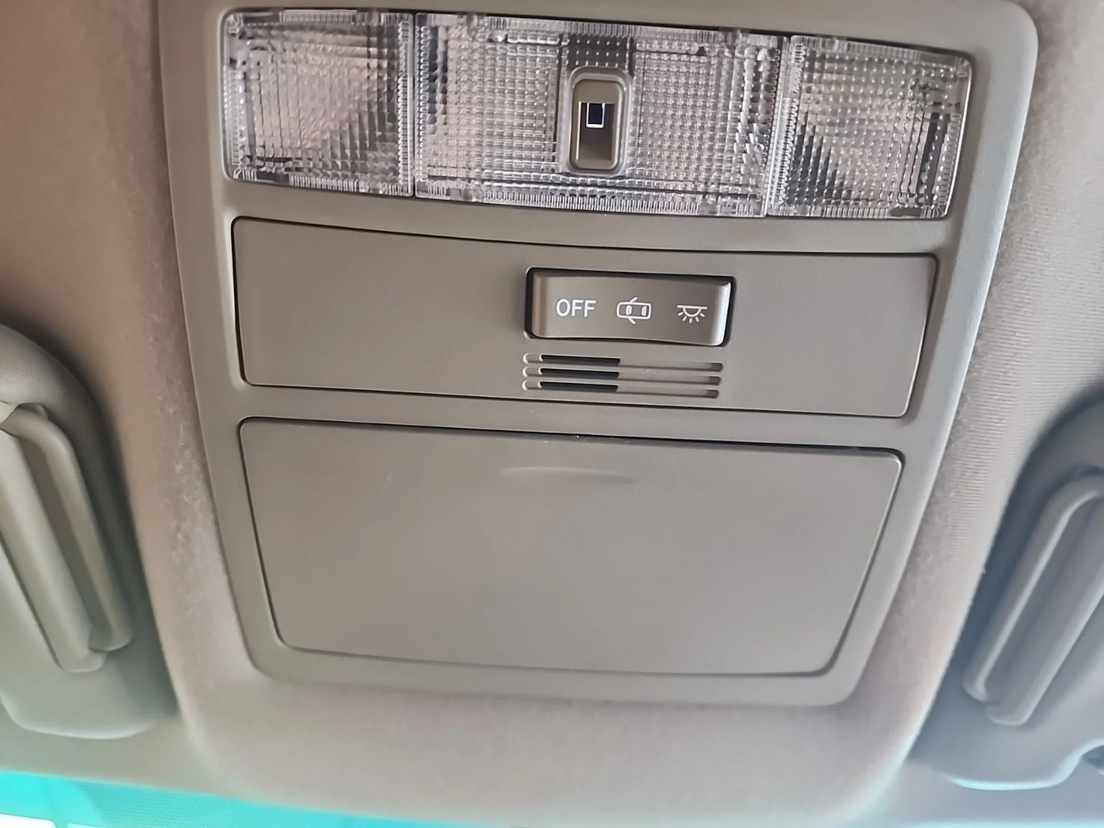 Used 2009  Toyota Base image 22