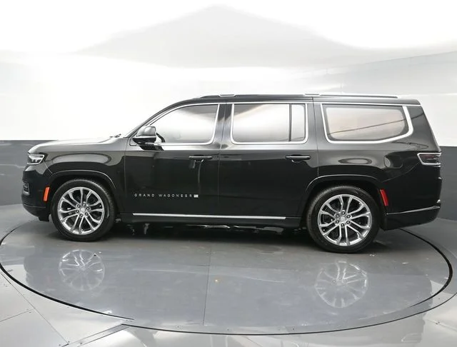 Used 2022 Black Jeep Series II image 4