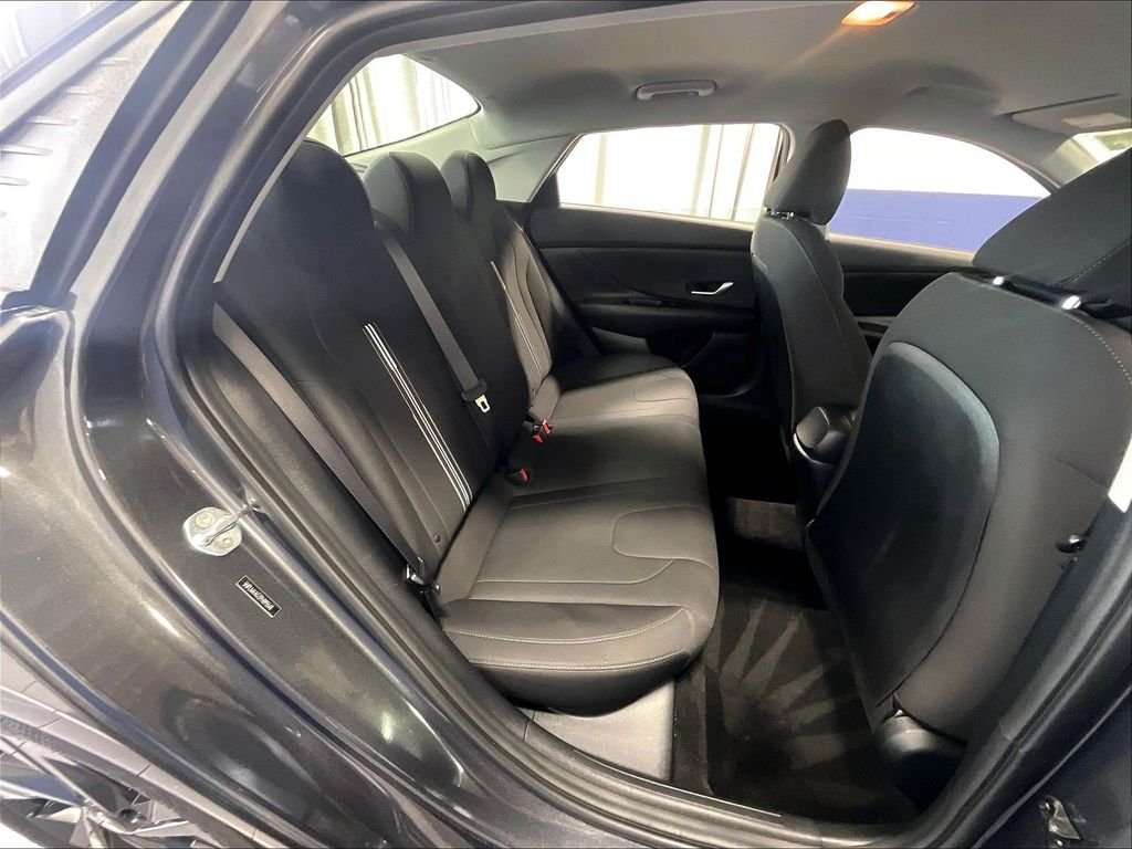 Used 2023 Gray Hyundai SEL image 16