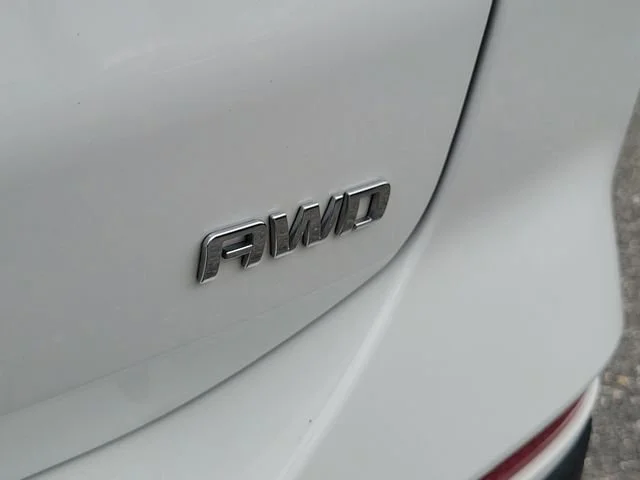 2024 Chevrolet Equinox LT - Photo 10