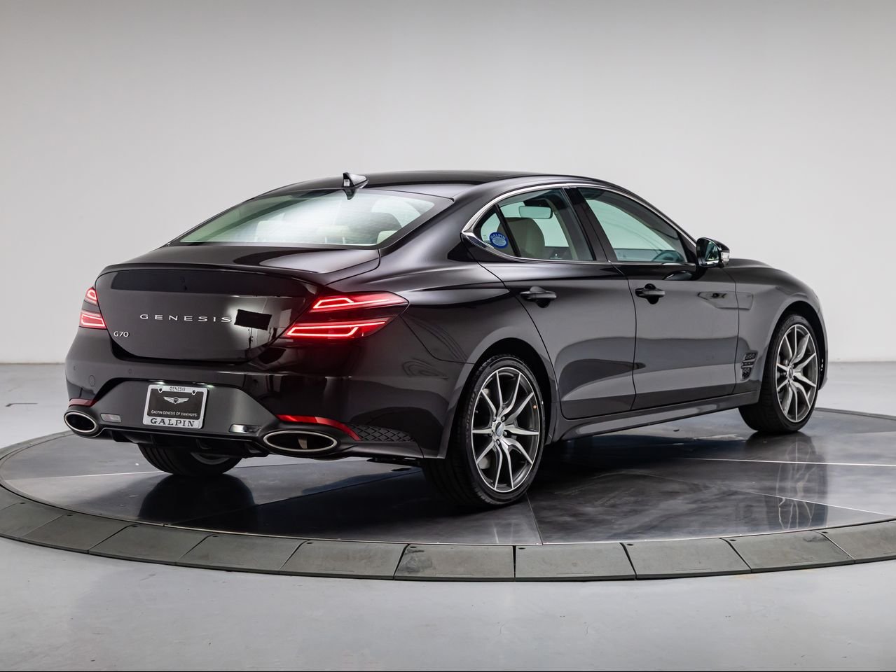 New 2026 Vik Black Genesis 2.5T PRESTIGE image 5