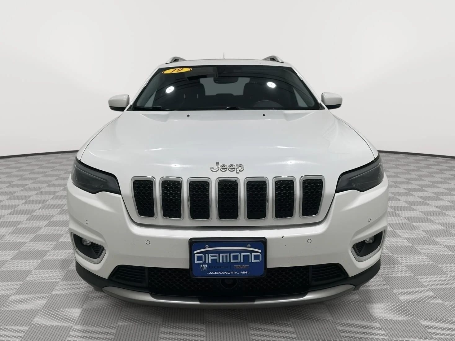 Used 2019 Bright White Clearcoat Jeep Limited image 8