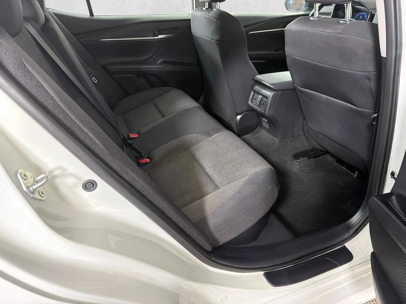 Used 2025 Ice Cap Toyota LE image 15