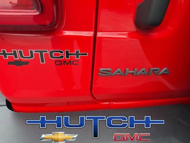Used 2025 Red Jeep 4-Door Sahara 4x4 image 15