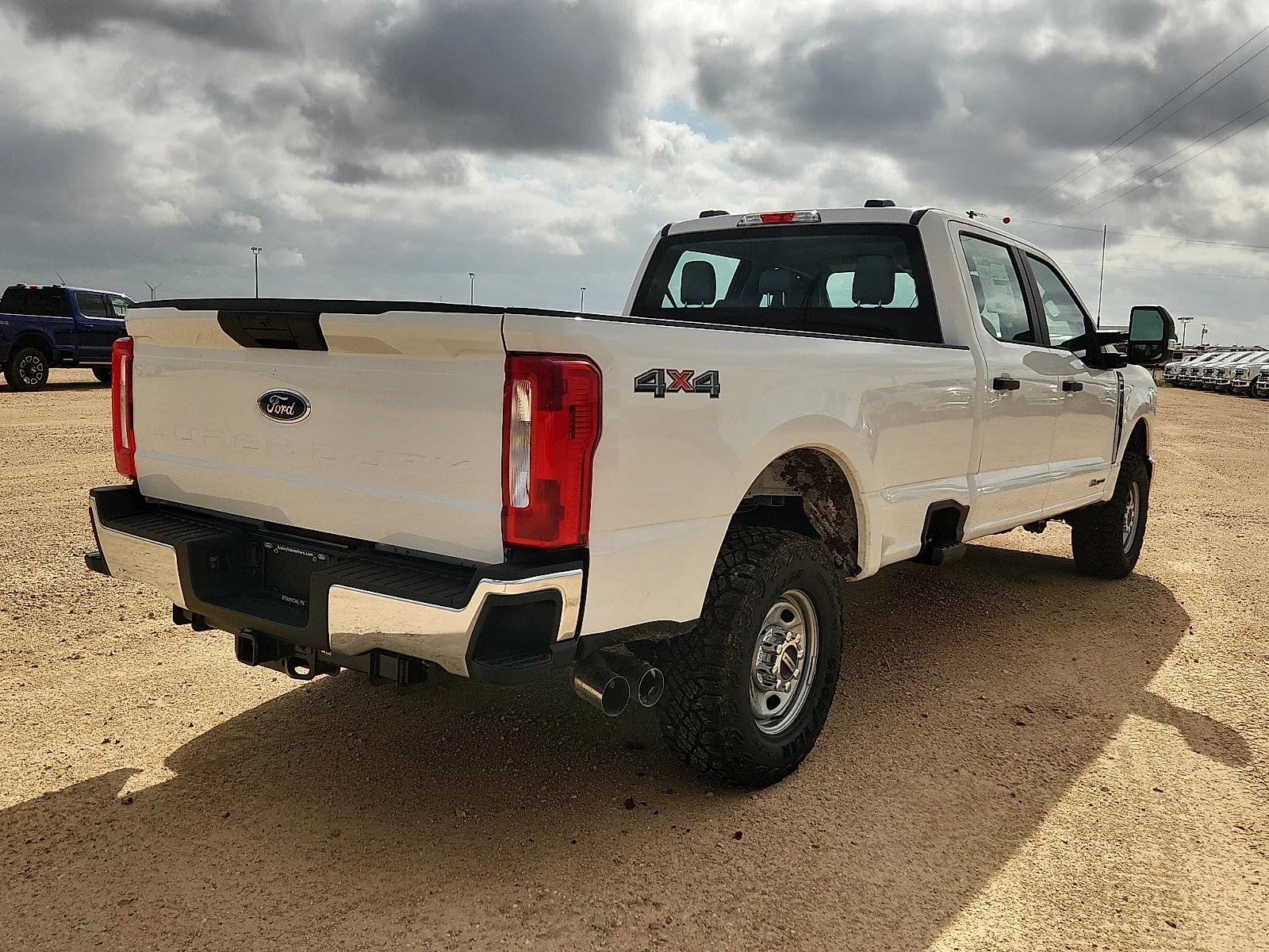 New 2026 Oxford White Ford F-250® XL image 7