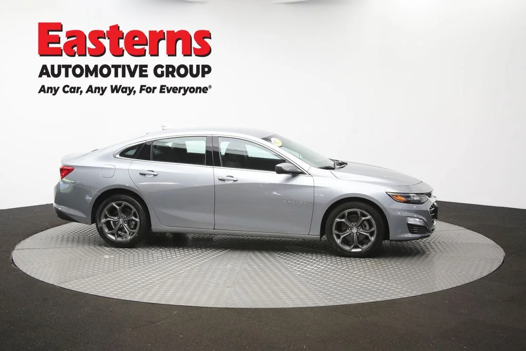 Used 2023 Gray Chevrolet LT image 46