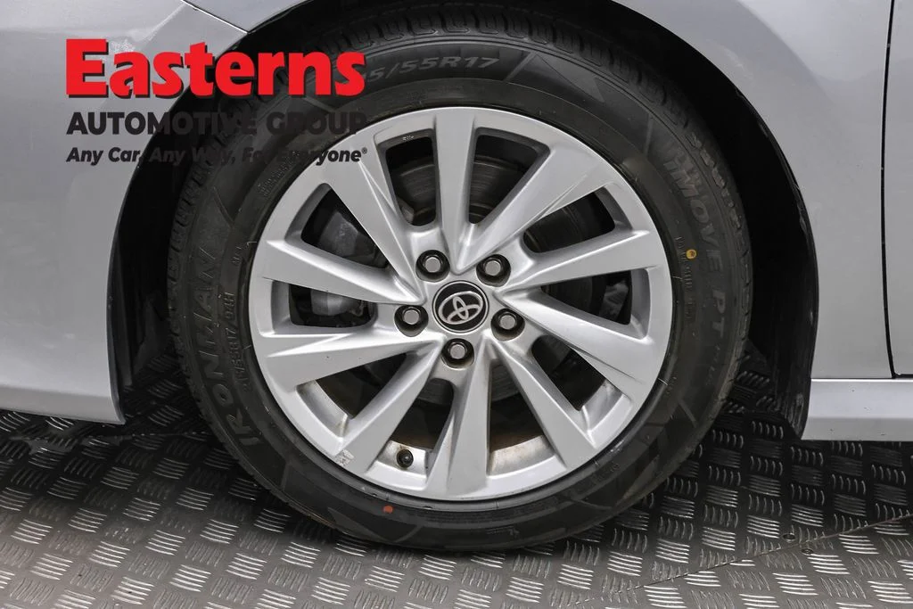 Used 2023 Silver Toyota LE image 32