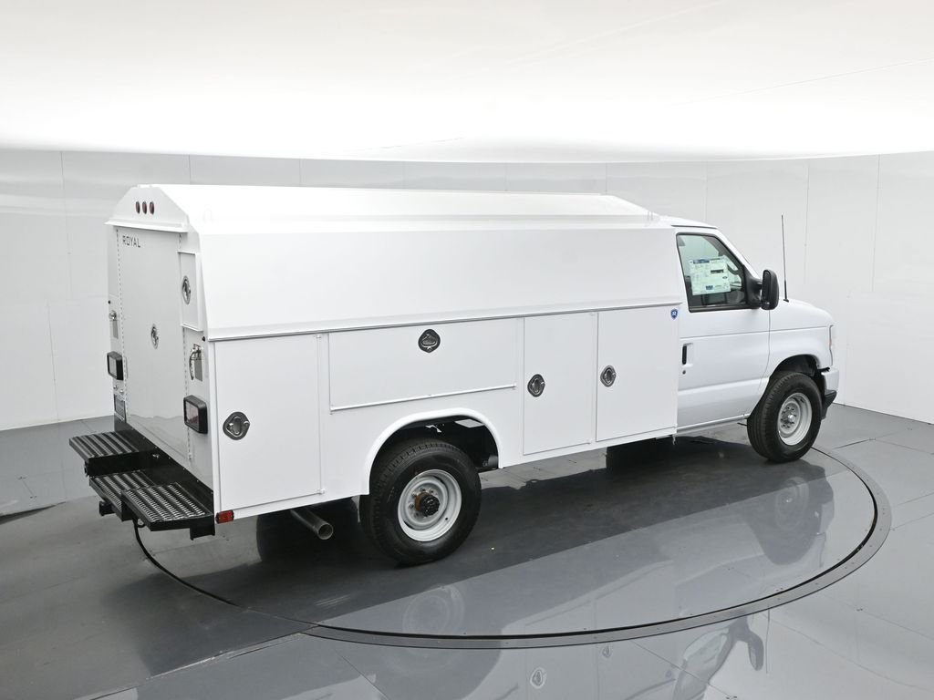 New 2026 Oxford White Ford Base image 74