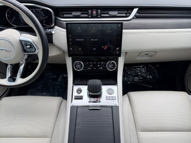 Used 2023 Silver Jaguar P250 S image 15