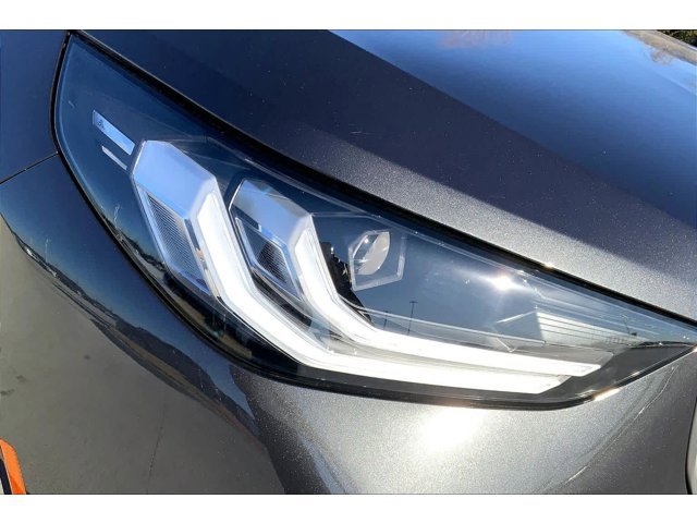 New 2026 Dark Graphite Metallic BMW 30 xDrive image 13