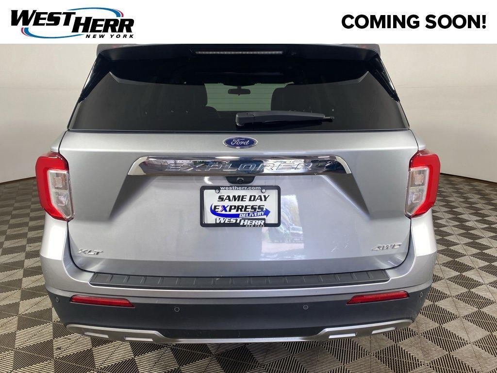 Used 2024 Silver Metallic Ford XLT image 21