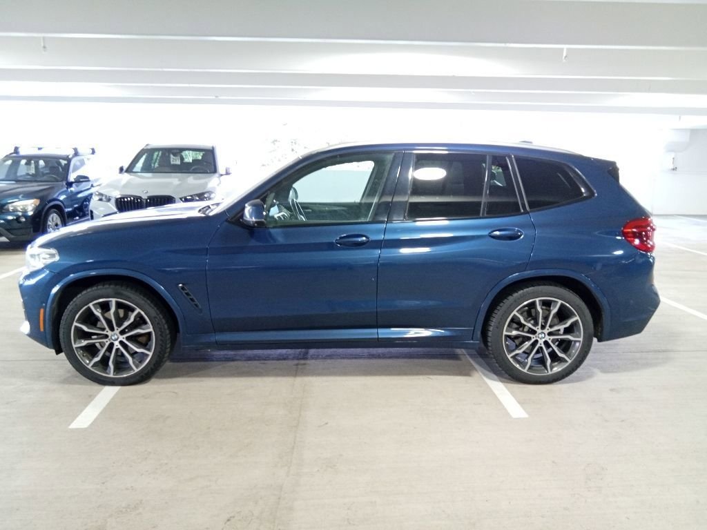 Used 2019 Phytonic Blue Metallic BMW xDrive30i image 8