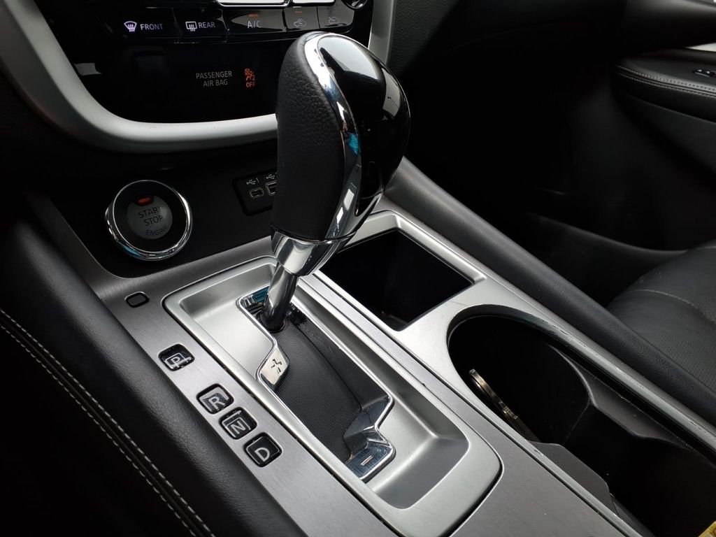 Used 2020 Black Nissan SL image 18