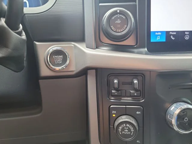 Used 2024 Black Ford XLT image 28