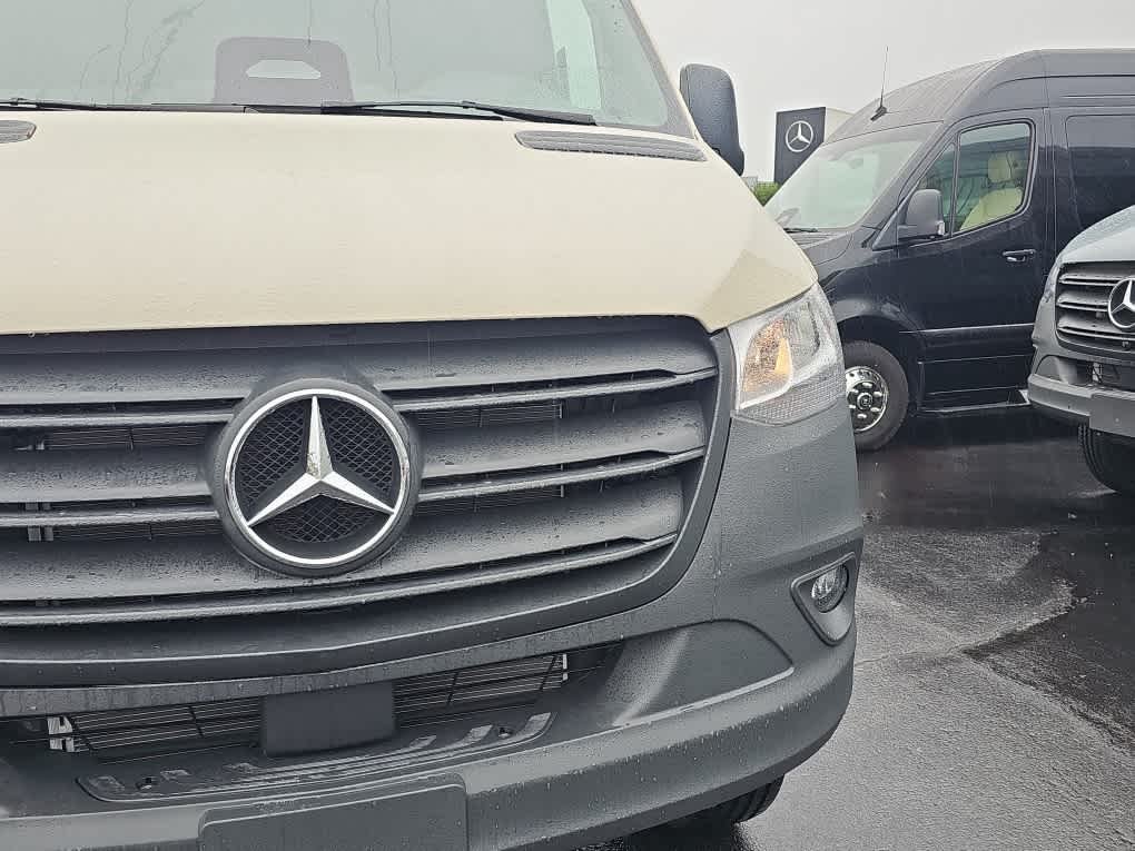 New 2025 Pebble Gray Mercedes-Benz  image 5