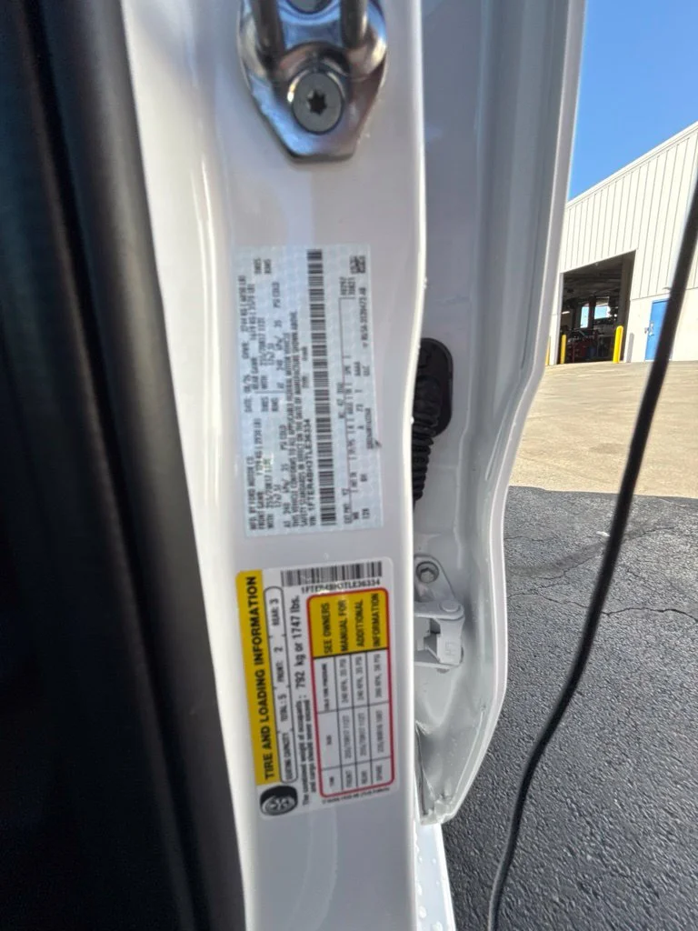 New 2026 Oxford White Ford XL image 44