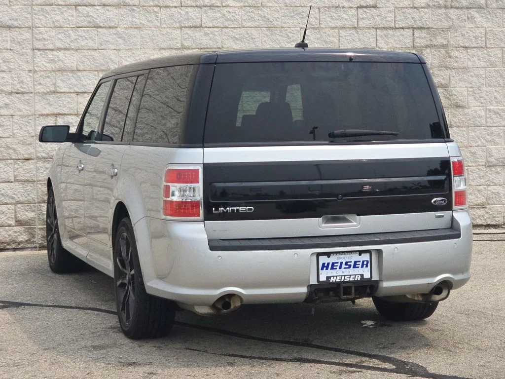 Used 2017 Silver Ford Limited image 11