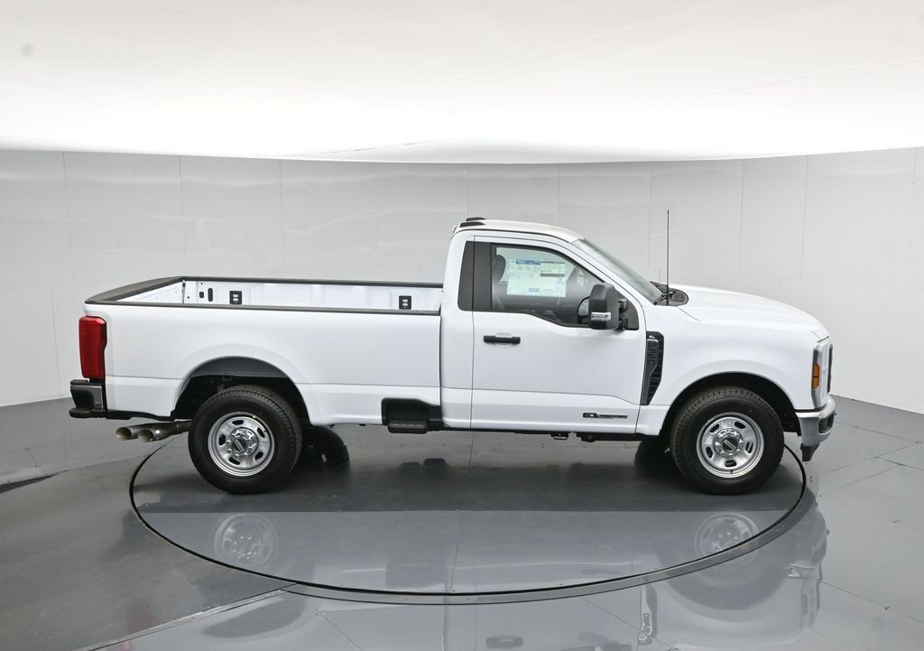 New 2026 Oxford White Ford XL image 34