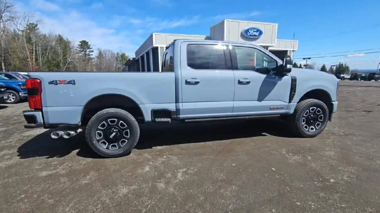 New 2026 Glacier Gray Metallic Tri-Coat Ford Platinum image 9