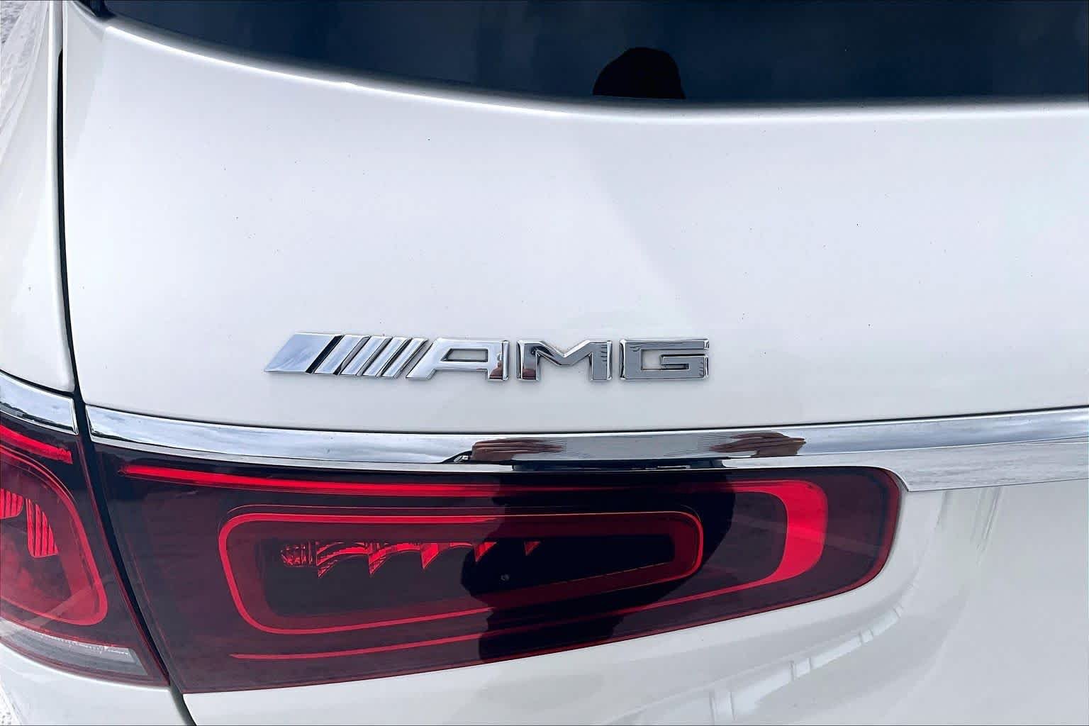 Used 2022 MANUFAKTUR Diamond White Bright Mercedes-Benz AMG® GLS 63 image 29