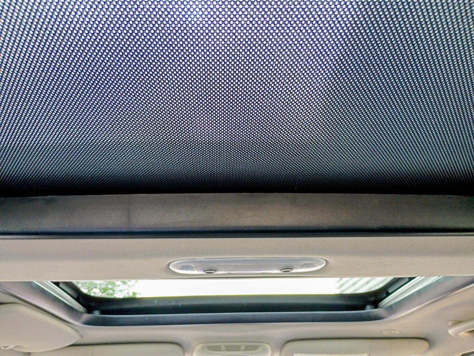 Used 2019 Midnight Black Metallic MINI Cooper image 6