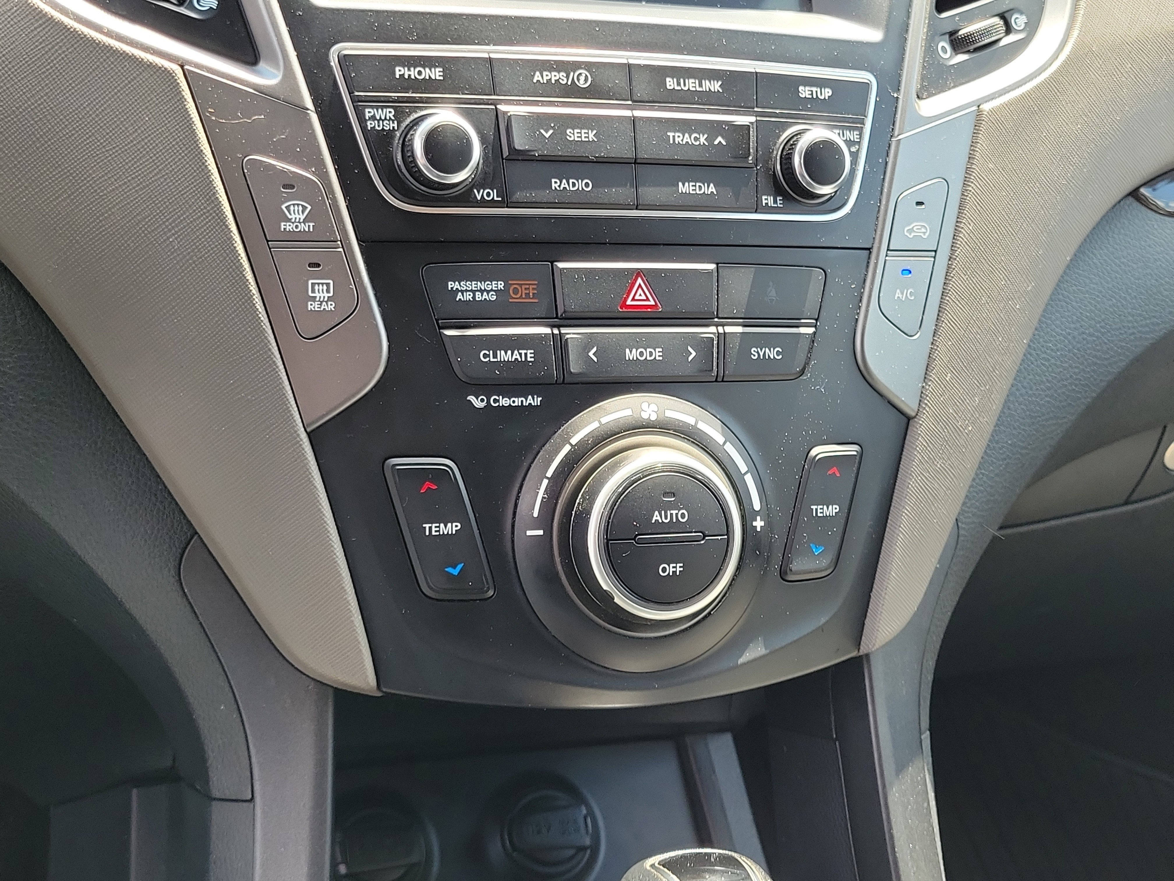 Used 2018 Mineral Gray Hyundai 2.4L image 27