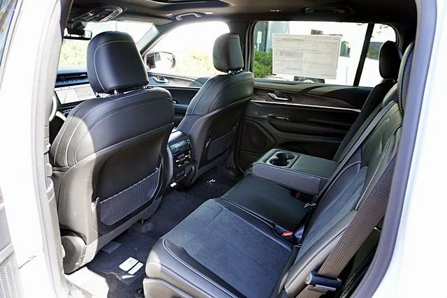 New 2026 Bright White Clearcoat Jeep Altitude image 21