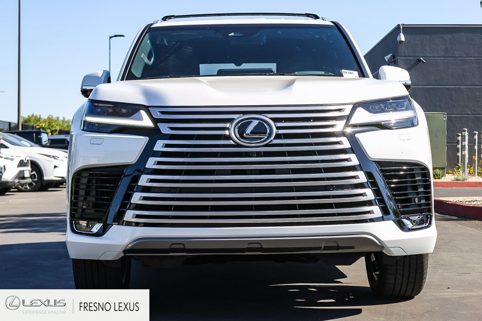 New 2026 Eminent White Pearl Lexus LX 700h LUXURY image 2