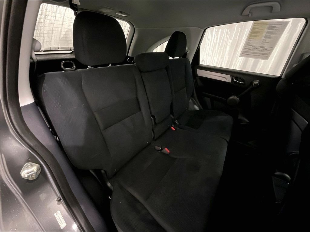 Used 2011 Gray Honda SE image 16