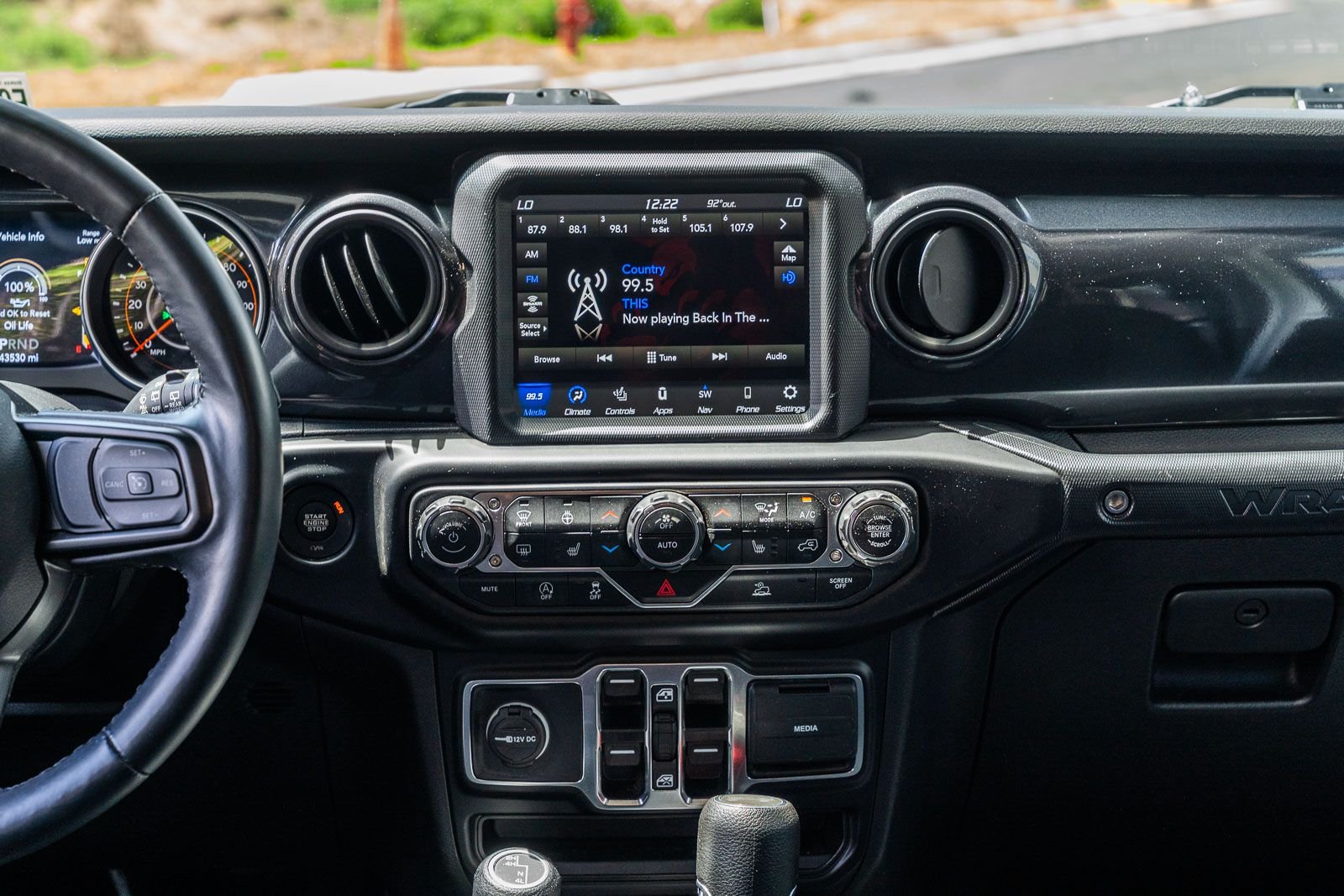 Used 2022 White Jeep Unlimited Sport Altitude image 40