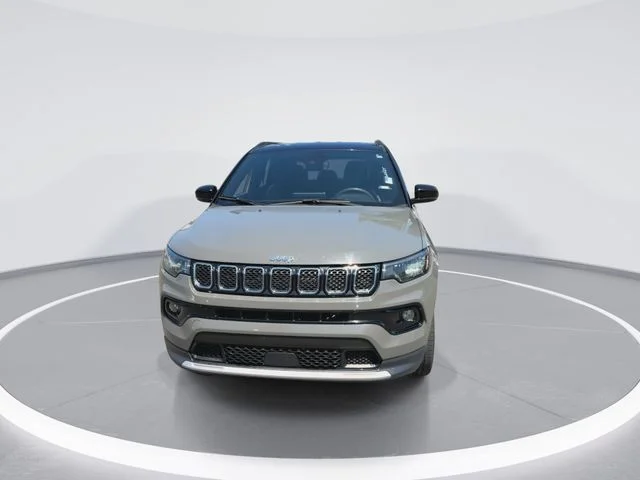 Used 2024 Gray Jeep Limited image 3