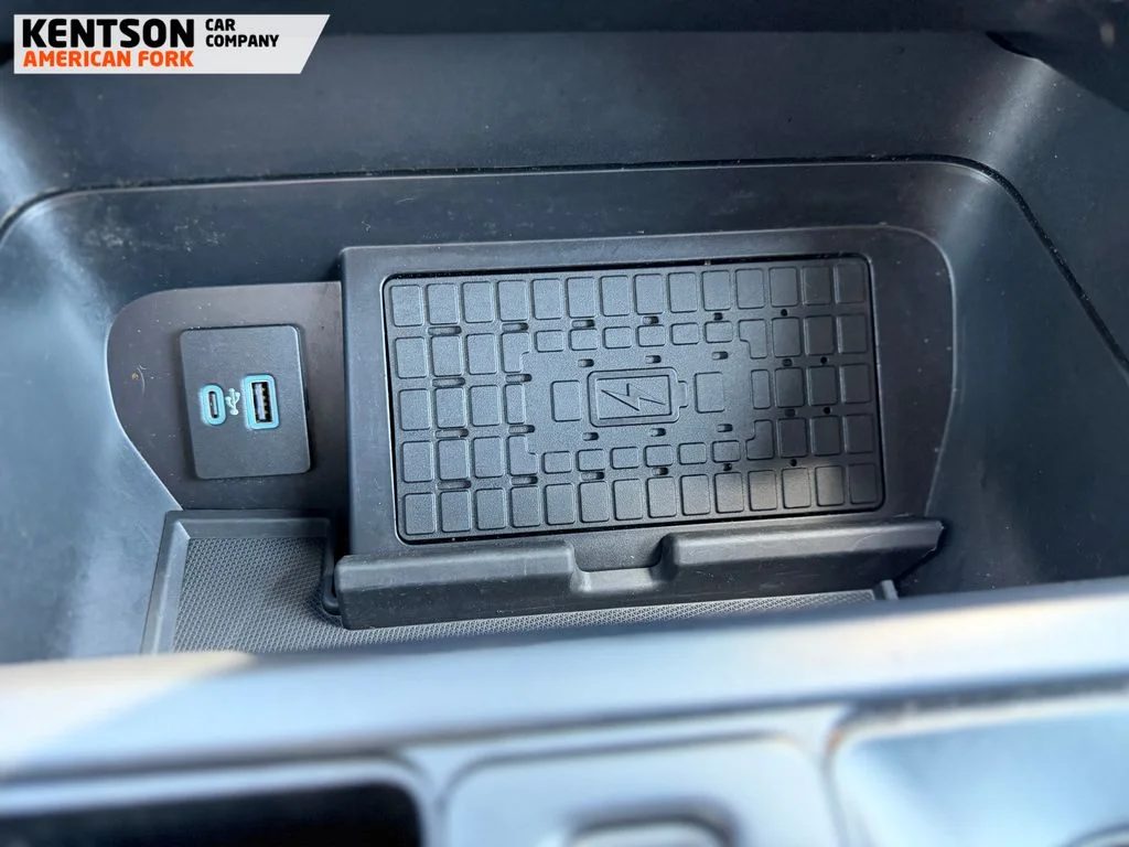 Used 2024 Black Ford XLT image 23