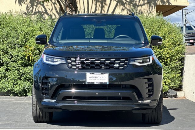 Certified Used 2025 Black Land Rover Dynamic SE image 8
