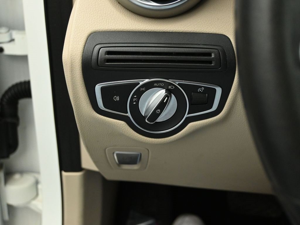 2020 MERCEDES-BENZ GLC-CLASS - Image 10